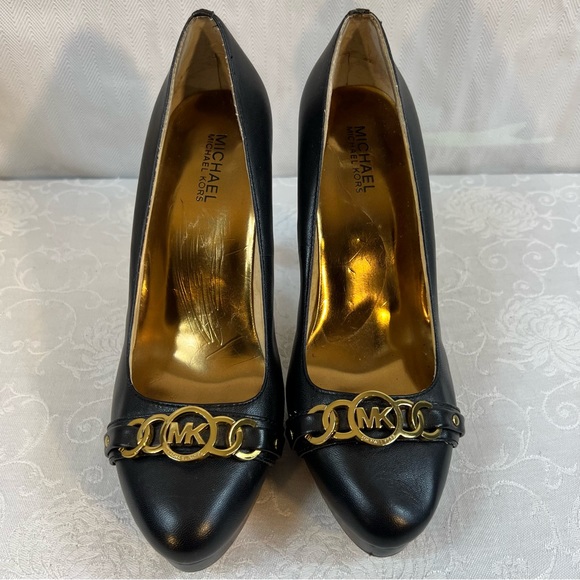 Michael Kors Navy Blue Leather Hamilton Gold Logo 5” Heel Platform Pumps 9 M - Picture 2 of 11